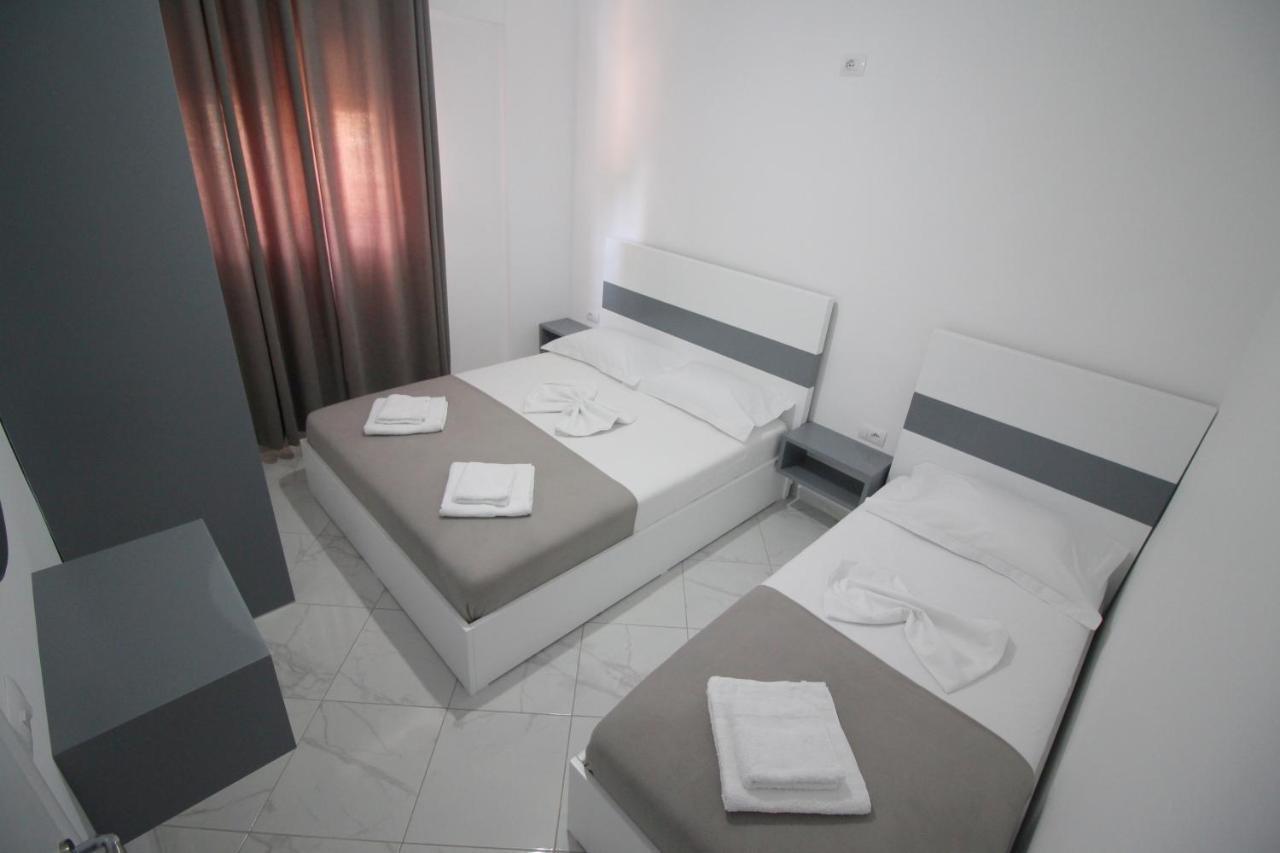 Sky Apartments Sarandë Exteriör bild